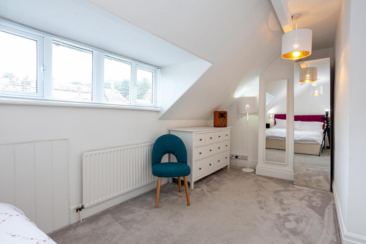 Cosy 2 Bed Apartment - Close To Leeds Centre Екстериор снимка