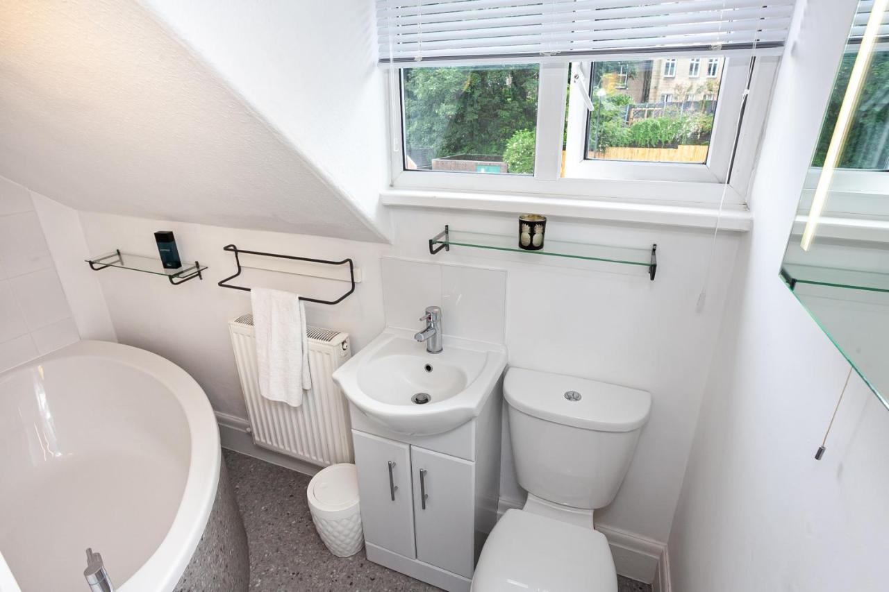 Cosy 2 Bed Apartment - Close To Leeds Centre Екстериор снимка