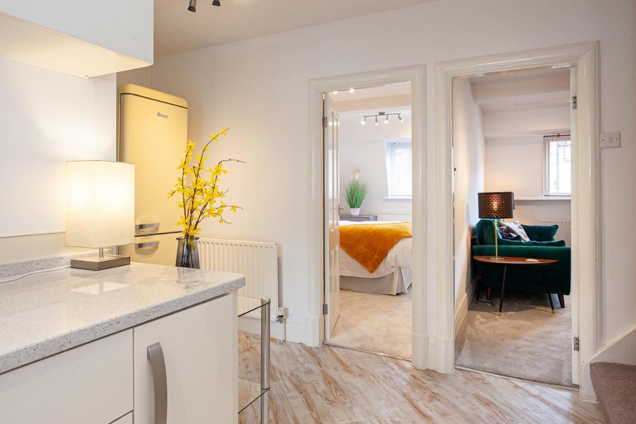 Cosy 2 Bed Apartment - Close To Leeds Centre Екстериор снимка