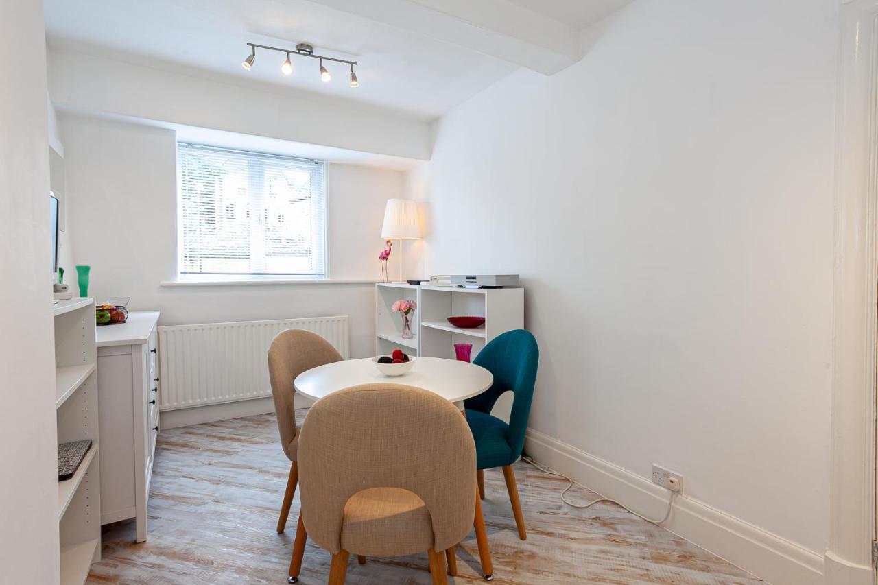 Cosy 2 Bed Apartment - Close To Leeds Centre Екстериор снимка