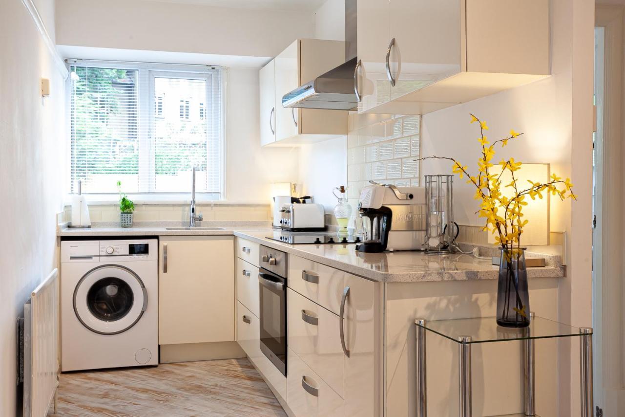 Cosy 2 Bed Apartment - Close To Leeds Centre Екстериор снимка