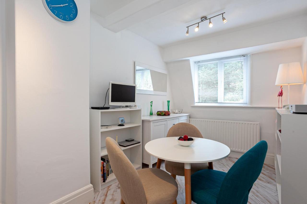 Cosy 2 Bed Apartment - Close To Leeds Centre Екстериор снимка