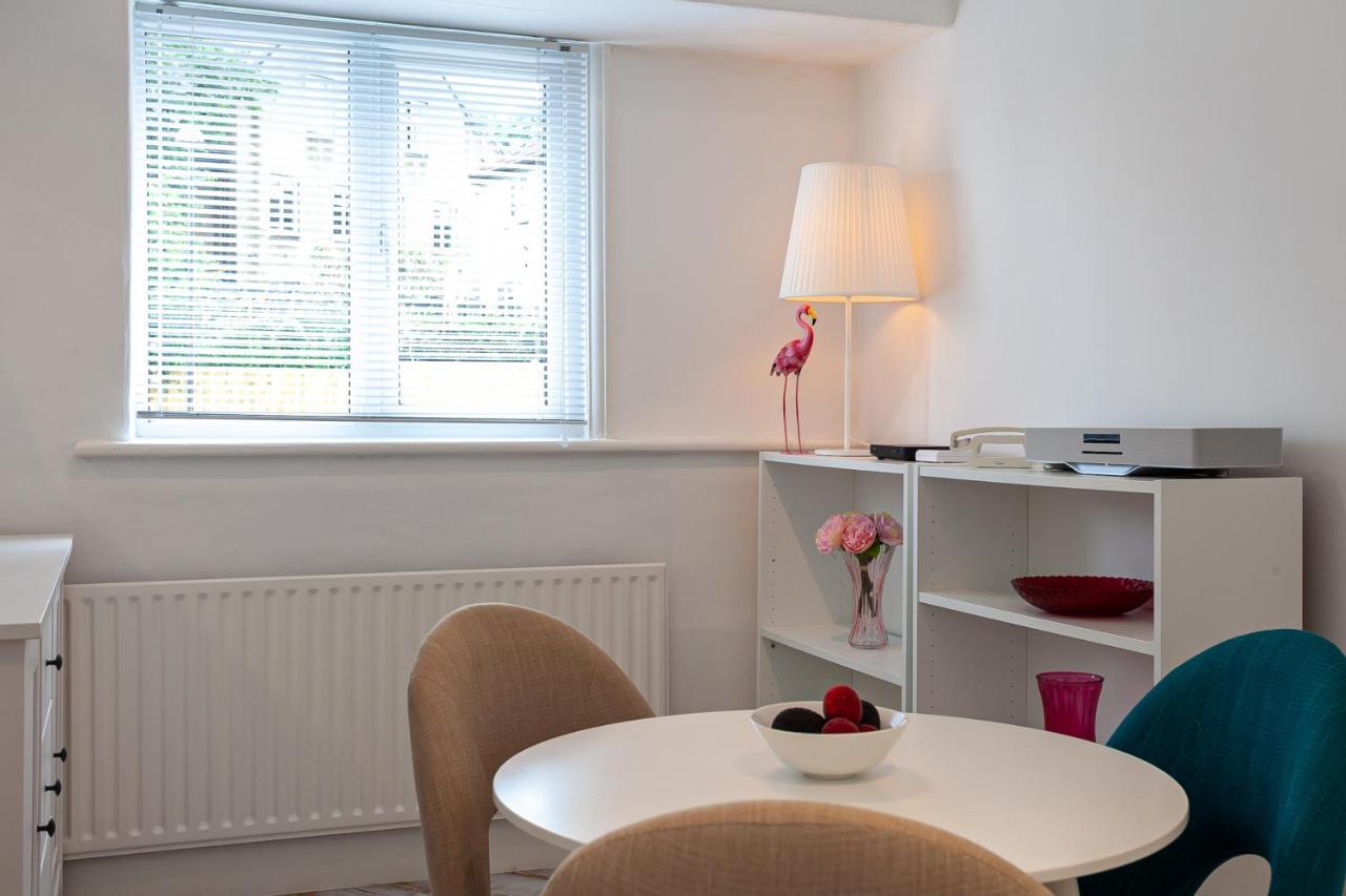 Cosy 2 Bed Apartment - Close To Leeds Centre Екстериор снимка