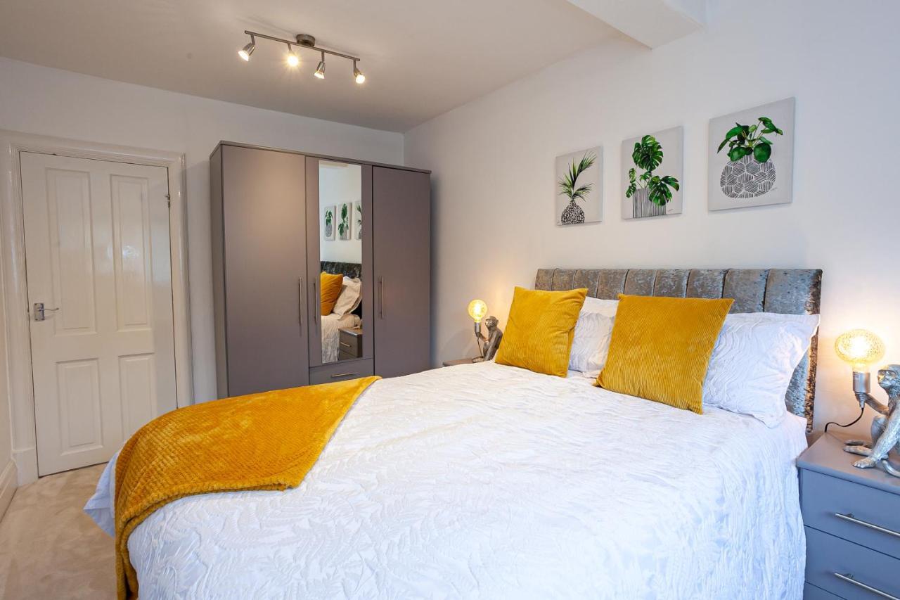 Cosy 2 Bed Apartment - Close To Leeds Centre Екстериор снимка