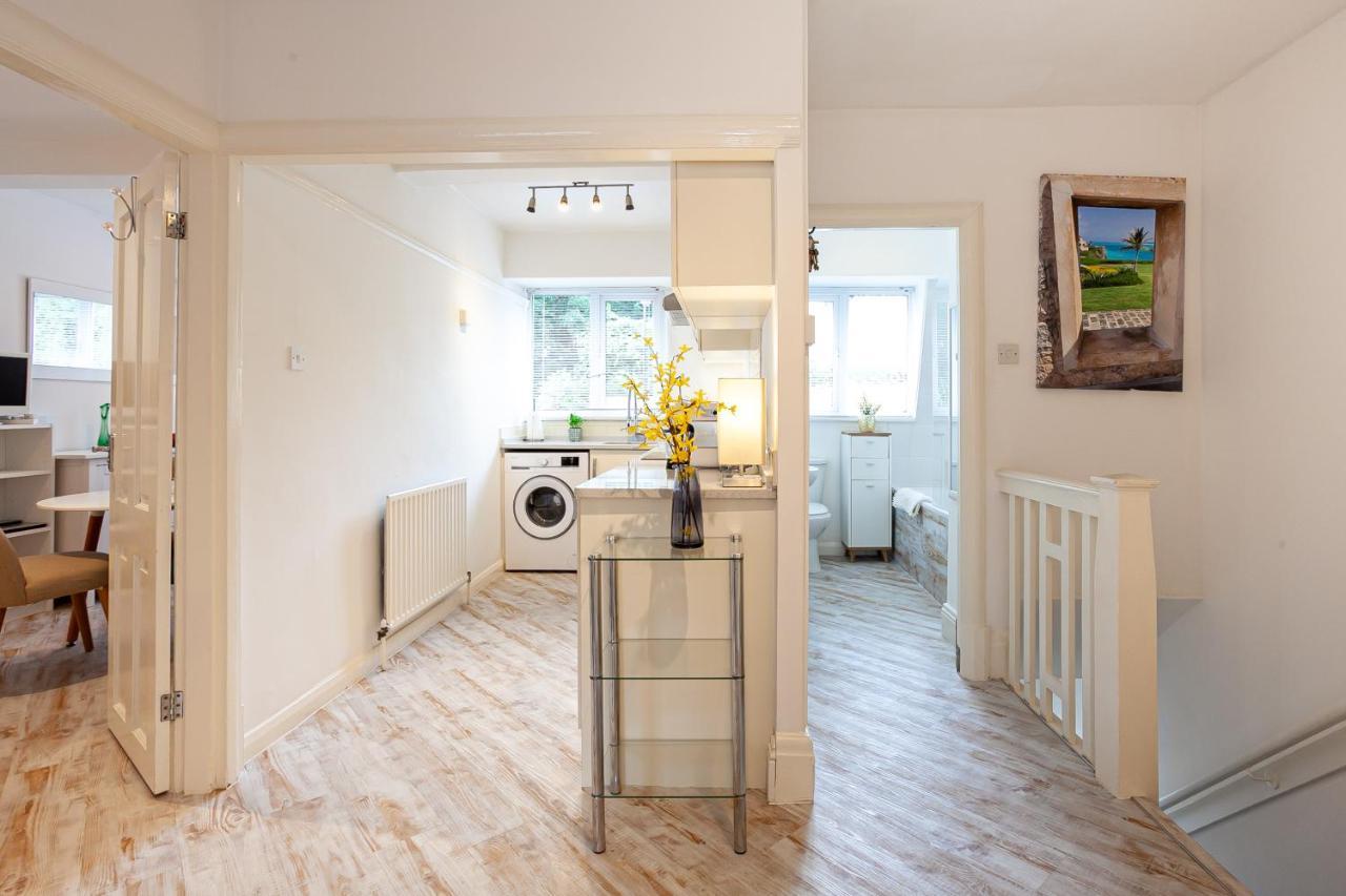 Cosy 2 Bed Apartment - Close To Leeds Centre Екстериор снимка